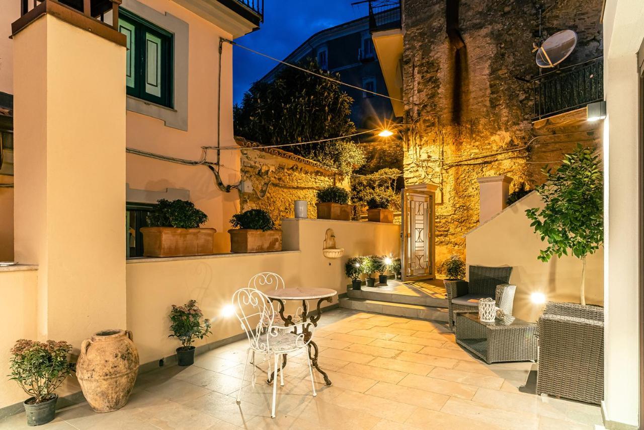 De Gulia Charme&Relax Bed and Breakfast Castellabate Buitenkant foto